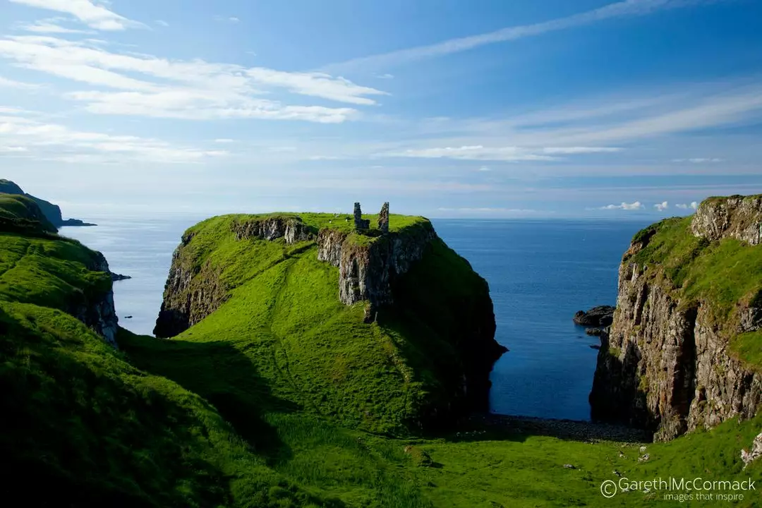 What is the dark side of Ireland as a tourist?